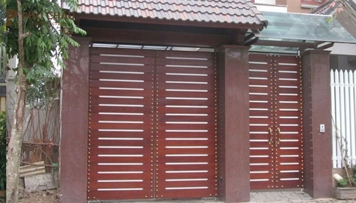 Cấu tạo và đặc điểm của mẫu cửa cổng sắt giả gỗ